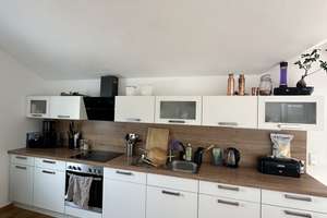 3-Zimmer-Dachgeschosswohnung mit Balkon – Die vollständige Adresse der Immobilie erhältst du vom Anbieter., 84347 Pfarrkirchen – Vorschaubild 2