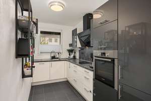 Bremen - Arsten | Modernes 5-Zimmer-Reihenhaus mit Terrasse und Garten in ruhiger Lage – Die vollständige Adresse der Immobilie erhältst du vom Anbieter., 28279 Arsten, Bremen – Vorschaubild 5
