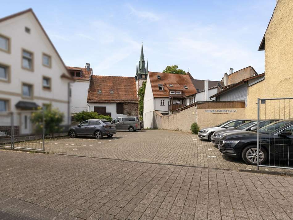 Parkplatz Kelterstr. 19