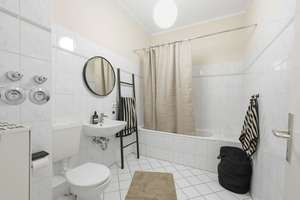 Altbau-Charme im Prenzlauer Berg - helle 2-Zimmerwohnung nahe Kollwitzplatz – Esmarchstraße 8, 10407 Prenzlauer Berg, Berlin – Vorschaubild 6