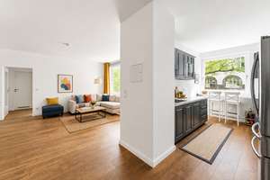 Bezugsfreie 3/4 Zi.-Wohnung mit Balkon zwischen Tiergarten & Kudamm – Die vollständige Adresse der Immobilie erhältst du vom Anbieter., 10787 Tiergarten, Berlin – Vorschaubild 7