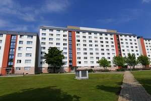 Schönes, modernes & helles Appartement mit Einbauküche ++