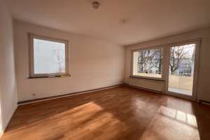 Helle Vier-Zimmer-Wohnung mit Balkon und neuem Bad – Robert-Koch-Str. 3, 49088 Dodesheide, Osnabrück – Vorschaubild 4