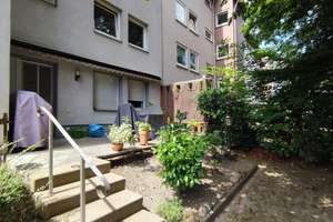 Freundliche EG Wohnung mit Garten