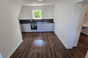 Frisch sanierte 2-Zimmer-Wohnung in Düsseldorf-Himmelgeist mit kleiner Terrasse – Steinkaul 3, 40589 Himmelgeist, Düsseldorf – Vorschaubild 4
