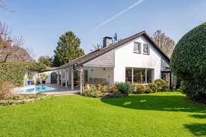 Exklusives Einfamilienhaus mit Traumgrundstück und Außenpool in Meerbusch-Osterath! – Die vollständige Adresse der Immobilie erhältst du vom Anbieter., 40670 Meerbusch – Vorschaubild 19