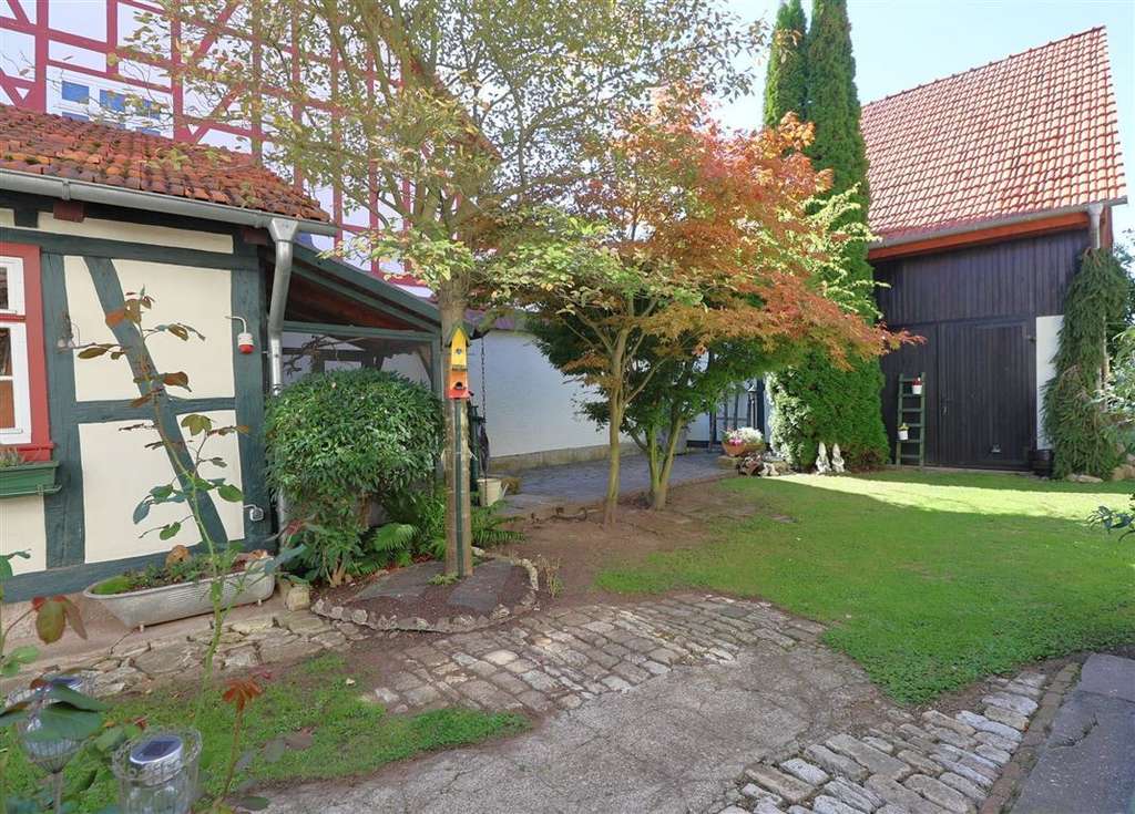 Immobilie in Wanfried - Charmantes Fachwerkhaus mit idyllischem Garten, Scheune und vielen Extras - Bild 3