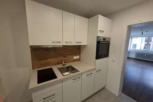 1-Zimmer Wohnung im 3. OG mit Aufzug in Augsburg Innenstadt