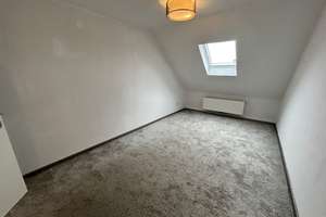 Gemütlichkeit garantiert - Großzügige 2 Zimmer Dachgeschosswohnung in Nähe des Phönixsees! – 44263 Hörde (Ortsteil), Dortmund – Vorschaubild 4