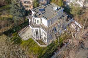 Außergewöhnliche Villa in ruhiger Lage von Grunewald – Berlin – Vorschaubild 4