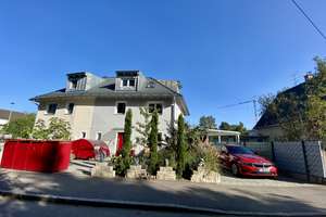 Moderner 8-Zimmer Familientraum in München Allach, liebevolles Zuhause A+ – Am Lochholz 55a, 80999 Untermenzing, München – Vorschaubild 3