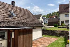 Gepflegtes 3-Zimmer-Einfamilienhaus mit Garage, Garten, Pavillon und Schuppen in Auernheim – Die vollständige Adresse der Immobilie erhältst du vom Anbieter., 89564 Nattheim – Vorschaubild 6