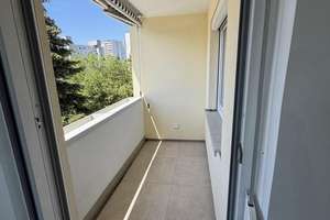 Hochwertig kernsanierte 2-Zimmerwohnung mit Balkon und Stellplatz - Campus-nah in Erlangen-Bruck – Die vollständige Adresse der Immobilie erhältst du vom Anbieter., 91058 Schönfeld, Erlangen – Vorschaubild 4