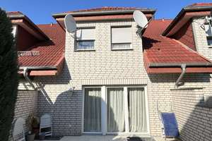 Modernes Reihenmittelhaus in bevorzugter Wohnlage in Warburg – Die vollständige Adresse der Immobilie erhältst du vom Anbieter., 34414 Warburg – Vorschaubild 2