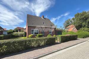 Wohnhaus mit Garage in guter Wohnlage in Norden - Ekel – Die vollständige Adresse der Immobilie erhältst du vom Anbieter., 26506 Norden – Vorschaubild 2