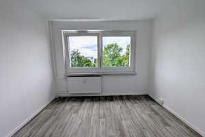 Sonnige Aussichten: Ihr neues Zuhause mit grünem Strom vom Balkon – Dr.-Salvador-Allende-Str. 96, 9119 Chemnitz – Vorschaubild 4
