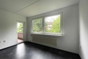 Beliebte Eigentumswohnung mit Loggia in Kiel-Projensdorf! – Charles-Roß-Ring 68, 24106 Wik, Kiel – Vorschaubild 10