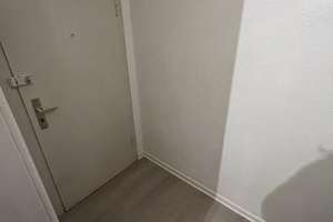 Schöne 2-Zimmer-Wohnung mit Balkon in Essen (Südostviertel) – 51 m² - Möbelübernahme Pflicht 1.700€ – Wörthstr. 28, 45138 Südostviertel, Essen – Vorschaubild 2