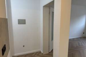 Helle, sanierte 2‑Zimmer‑Wohnung mit Balkon in Top-Lage Pempelfor – Collenbachstraße 17, 40479 Pempelfort, Düsseldorf – Vorschaubild 5