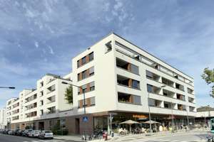 Rödelheim: 4-Zimmerwohnung mit Loggia, Balkon  und Tiefgarage