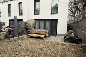 Elegantes 5-Zimmer Reihenendhaus in Klein-Umstadt – Die vollständige Adresse der Immobilie erhältst du vom Anbieter., 64823 Groß-Umstadt – Vorschaubild 2