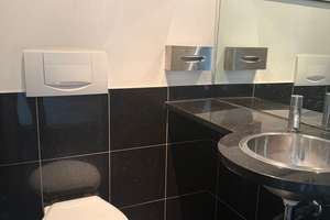 Modernes Einfamilienhaus in schöner Randlage mit Kamin, Garage, großer Garten und Dachterrasse! – 60599 Sachsenhausen-Süd, Frankfurt am Main – Vorschaubild 3