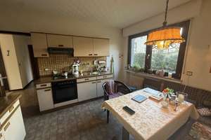 JA, zur idyllischen Hofschaft am Lochbachtal - Einfamilienhaus mit 2 Einliegerwohnungen und Garten – Die vollständige Adresse der Immobilie erhältst du vom Anbieter., 42655 Solingen-Mitte, Solingen – Vorschaubild 9