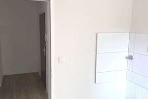 Sanierte barrierearme 2 Zimmer Wohnung mit Aufzug und Balkon zu vermieten! – Osterfelder Str. 180, 46242 Stadtmitte, Bottrop – Vorschaubild 4
