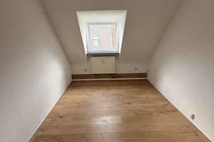 *Helle Einzimmerwohnung in zentraler Lage zu vermieten*