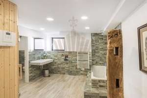 TOP-Lage! | Villa im Bungalow-Stil | mit Pool & Garten | Sauna | Kamin | in Berlin-Zehlendorf – Die vollständige Adresse der Immobilie erhältst du vom Anbieter., 14169 Zehlendorf, Berlin – Vorschaubild 8