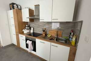 Schöne und modernisierte 2-Zimmer-Wohnung mit Einbauküche in Chemnitz – Altenhainer Str. 14, 9126 Chemnitz – Vorschaubild 3