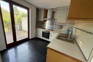 Modernes Einfamilienhaus in schöner Randlage mit Kamin, Garage, großer Garten und Dachterrasse! – 60599 Sachsenhausen-Süd, Frankfurt am Main – Vorschaubild 6