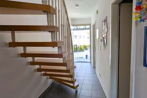 Besondere, lichtdurchflutete, zentrumsnahe 2,5-Zimmer-Maisonette-Wohnung mit herrlicher Dachterrasse – Die vollständige Adresse der Immobilie erhältst du vom Anbieter., 83512 Wasserburg am Inn – Vorschaubild 8