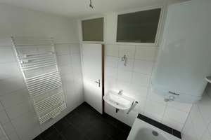 Helle 3-Zimmer-Wohnung in ruhiger Lage in Erlangen Süd – Friedrich-Bauer-Str. 14, 91058 Forschungszentrum, Erlangen – Vorschaubild 6
