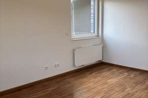 ALTE SEILEREI: 3 ZIMMER, DUSCHBAD, GÄSTE-LWC, HAUSWIRTSCHAFTSRAUM, BAKON UND STELLPLATZ – Leyentalstr. 24, 47799 Cracau, Krefeld – Vorschaubild 17