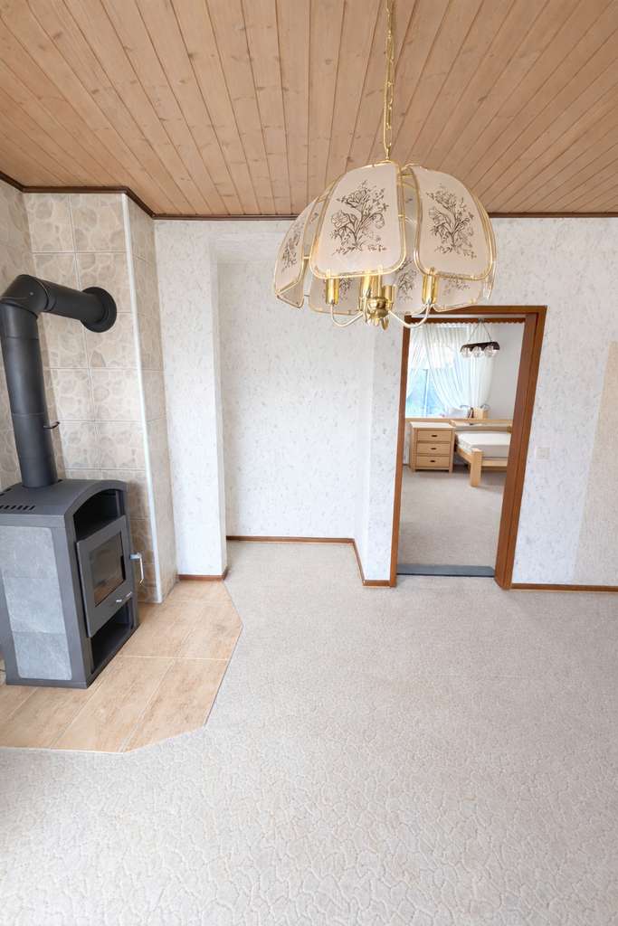 Immobilie in Wetzlar - Geräumiges, lichtdurchflutetes Einfamilienhaus – ideal für vielfältige Nutzungsmöglichkeiten. - Bild 0