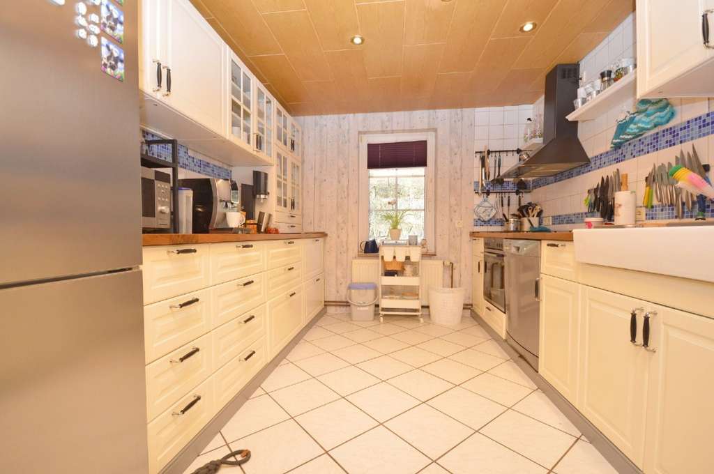 Immobilie in Lutter am Barenberge - Viel Platz! Charmantes Fachwerkhaus mit großem Wintergarten + Nebengebäude ... - Bild 2