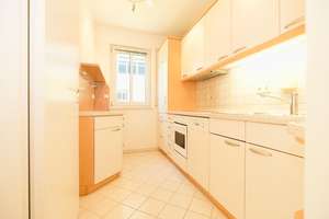 Gepflegte 3-Zimmer-Gartenwohnung mit großer Süd- Westterrasse in München-Solln – Die vollständige Adresse der Immobilie erhältst du vom Anbieter., 81477 Obersendling, München – Vorschaubild 10