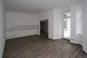 Tolle EG-Wohnung mit Vinyl-Belag und Balkon... – Georg-Landgraf-Straße 15, 9112 Chemnitz – Vorschaubild 2