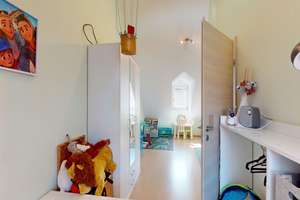 Dein neues Familiennest: Modernes Townhouse mit Herz in München-Feldmoching | Bj.2016 + Garage – Die vollständige Adresse der Immobilie erhältst du vom Anbieter., 80995 Feldmoching, München – Vorschaubild 12