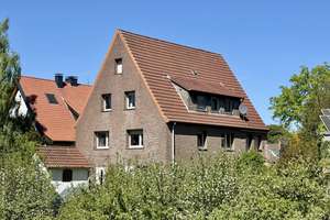 Solides Zweifamilienhaus in toller Lage von Gadderbaum – Die vollständige Adresse der Immobilie erhältst du vom Anbieter., 33617 Gadderbaum, Bielefeld – Vorschaubild 2