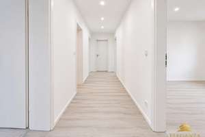 Exklusive, kernsanierte 5‑Zimmer‑Wohnung mit Garten, Balkon, Stellplatz in Fürth‑Weikershof – Die vollständige Adresse der Immobilie erhältst du vom Anbieter., 90763 Südstadt Weikershof, Fürth – Vorschaubild 9