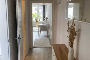 Helle möbilierte 1-Zimmerwohnung mit Balkon in Stadtmitte   – Oststraße 112, 40210 Düsseldorf – Vorschaubild 4