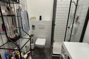 Zentrale 2,5-Zimmer Wohnung mit Einbauküche, befristet zum 30.06.2026 – Hannover – Vorschaubild 4