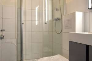 Junior Suite Apartment - moderne 2-Zi. Whg., stilvoller Altbau - Denkmalschutz – Die vollständige Adresse der Immobilie erhältst du vom Anbieter., 24114 Südfriedhof, Kiel – Vorschaubild 1
