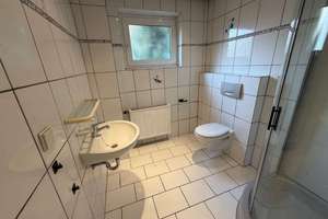 EINFAMILIENHAUS MITTEN IN UNTERKOCHEN AUF GROßEM GRUNDSTÜCK – Die vollständige Adresse der Immobilie erhältst du vom Anbieter., 73432 Unterkochen, Aalen – Vorschaubild 8