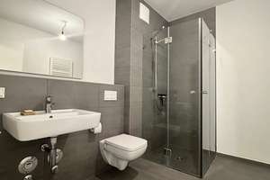 Großzügige, helle 2-Zimmerwohnung * Dachgeschoss mit Balkon & Einbauküche * Neubau * Zweitbezug – Beusselstraße 31b, 10553 Moabit, Berlin – Vorschaubild 11