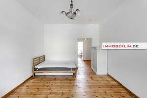 IMMOBERLIN.DE - Perfekt in Kreuzberg! Renovierte Altbauwohnung mit ruhigem Südwestbalkon – Die vollständige Adresse der Immobilie erhältst du vom Anbieter., 10999 Kreuzberg, Berlin – Vorschaubild 4