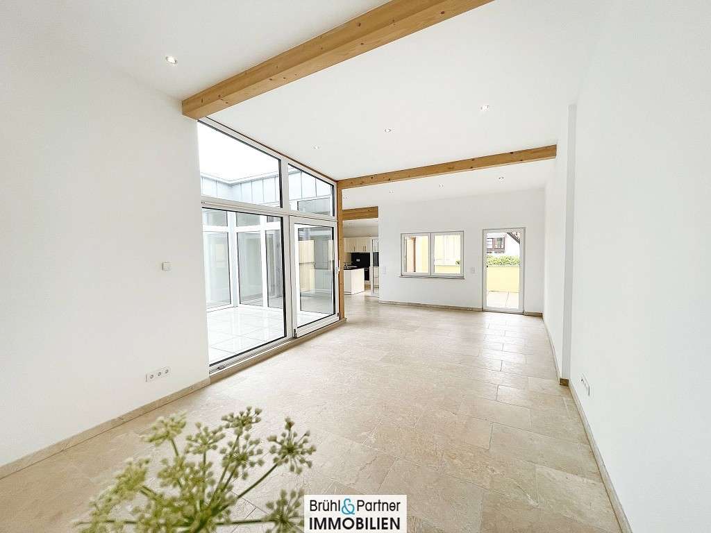 Immobilie in Nierstein - Ziehen Sie mit Ihren Eltern ein - zwei kernsanierte Häuser nebeneinander - modern und pflegeleicht - Bild 9