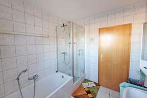 SOLIDE, MASSIV, WERTBESTÄDIG!!! Attraktive 2- Zimmer- ETW  mit Balkon und Carport – Riedweg 3, 36266 Heringen (Werra) – Vorschaubild 16